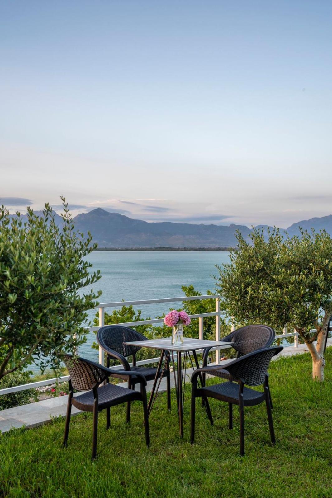 Xhuli Guesthouse Shkoder Bagian luar foto