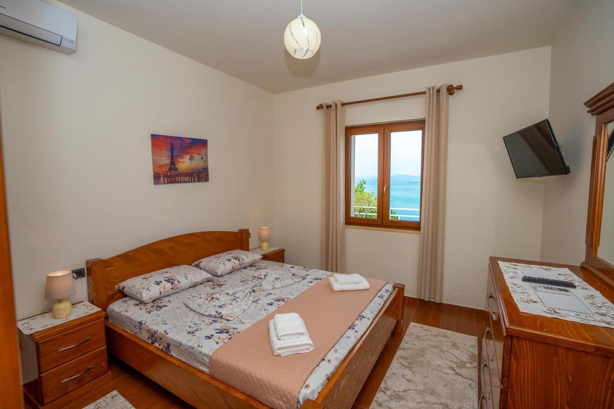 Xhuli Guesthouse Shkoder Bagian luar foto