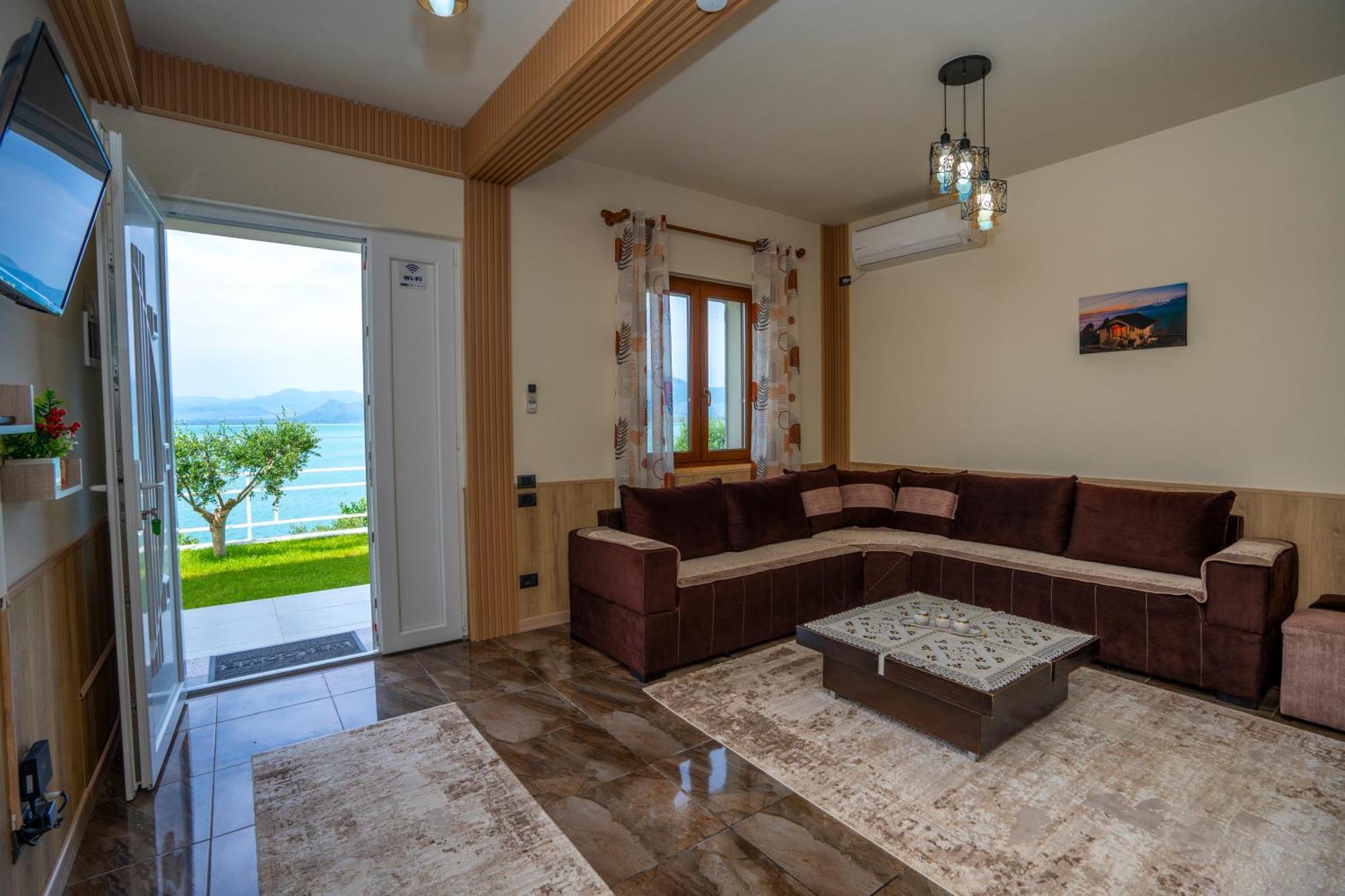 Xhuli Guesthouse Shkoder Bagian luar foto