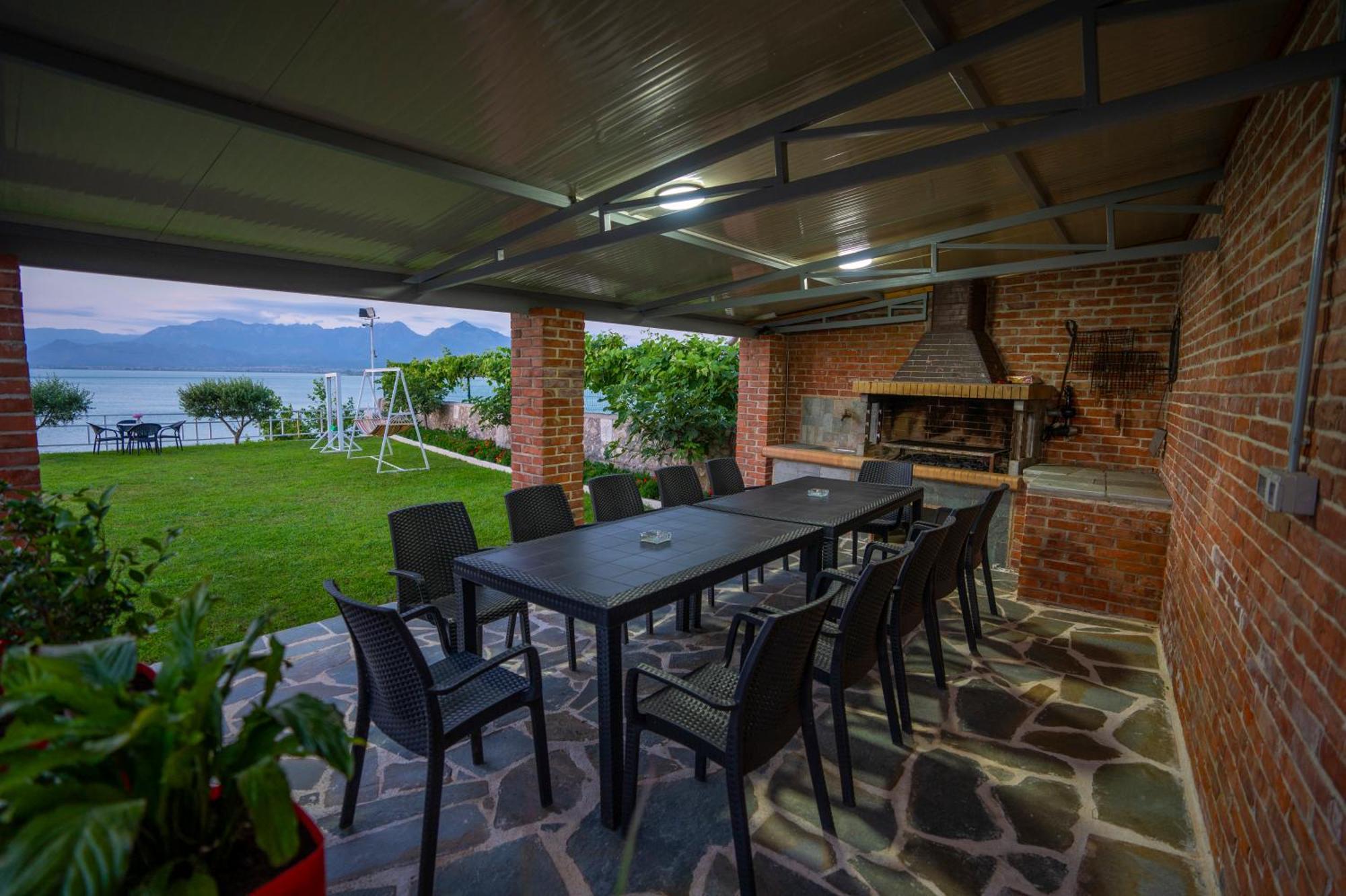 Xhuli Guesthouse Shkoder Bagian luar foto